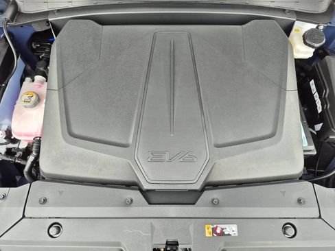 New 2026 Kia EV6 Wind AWD/4WD image 16