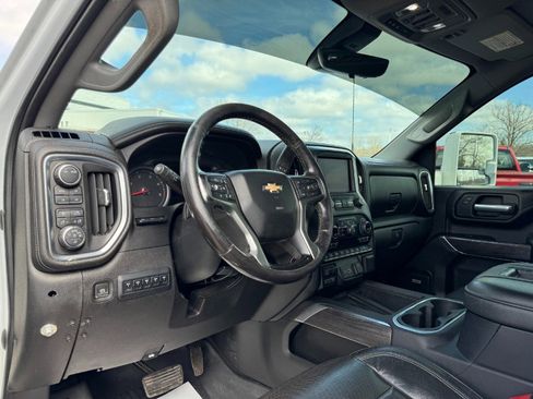 Used 2020 Chevrolet Silverado 2500 LTZ w/ LTZ Premium Package image 14