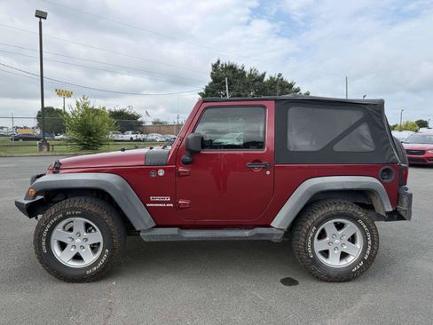 Used 2012 Jeep Wrangler Sport AWD/4WD image 2