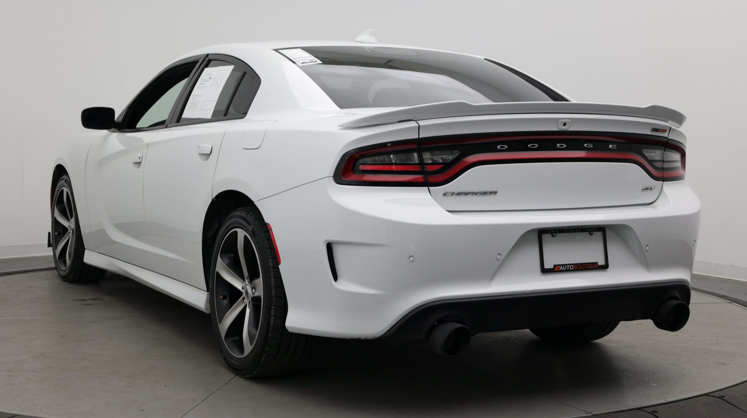 Used 2019 Dodge Charger GT RWD image 5