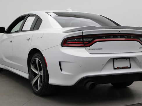 Used 2019 Dodge Charger GT RWD image 5