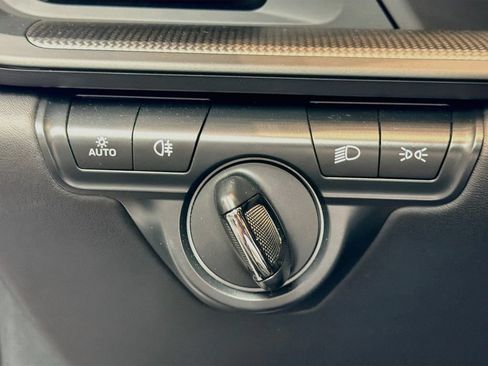 Certified 2023 Porsche 911 Cabriolet image 11