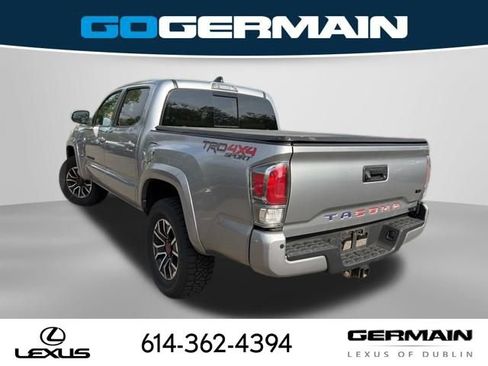 Used 2021 Toyota Tacoma TRD Sport w/ Technology Package image 11