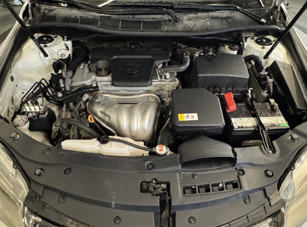 Used 2017 Toyota Camry SE FWD image 23