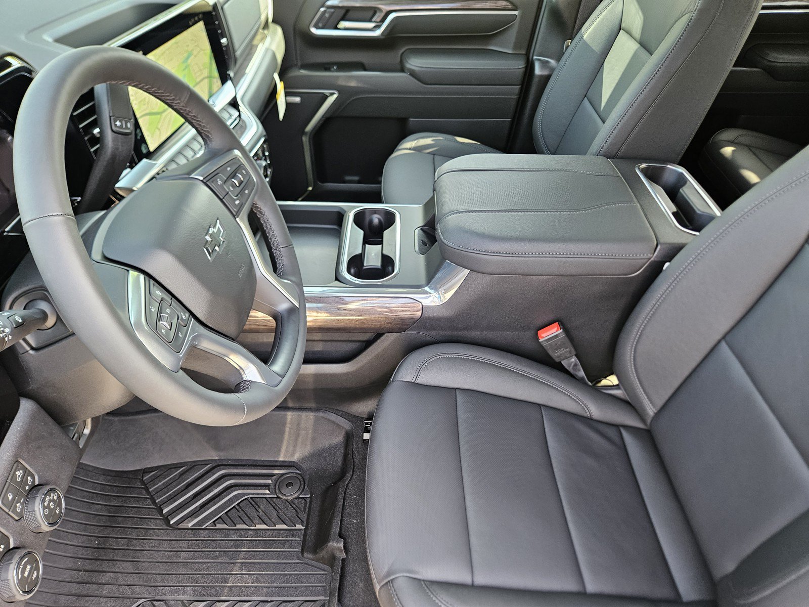 New 2026 Chevrolet Silverado 2500 LTZ w/ LTZ Plus Package AWD/4WD image 9