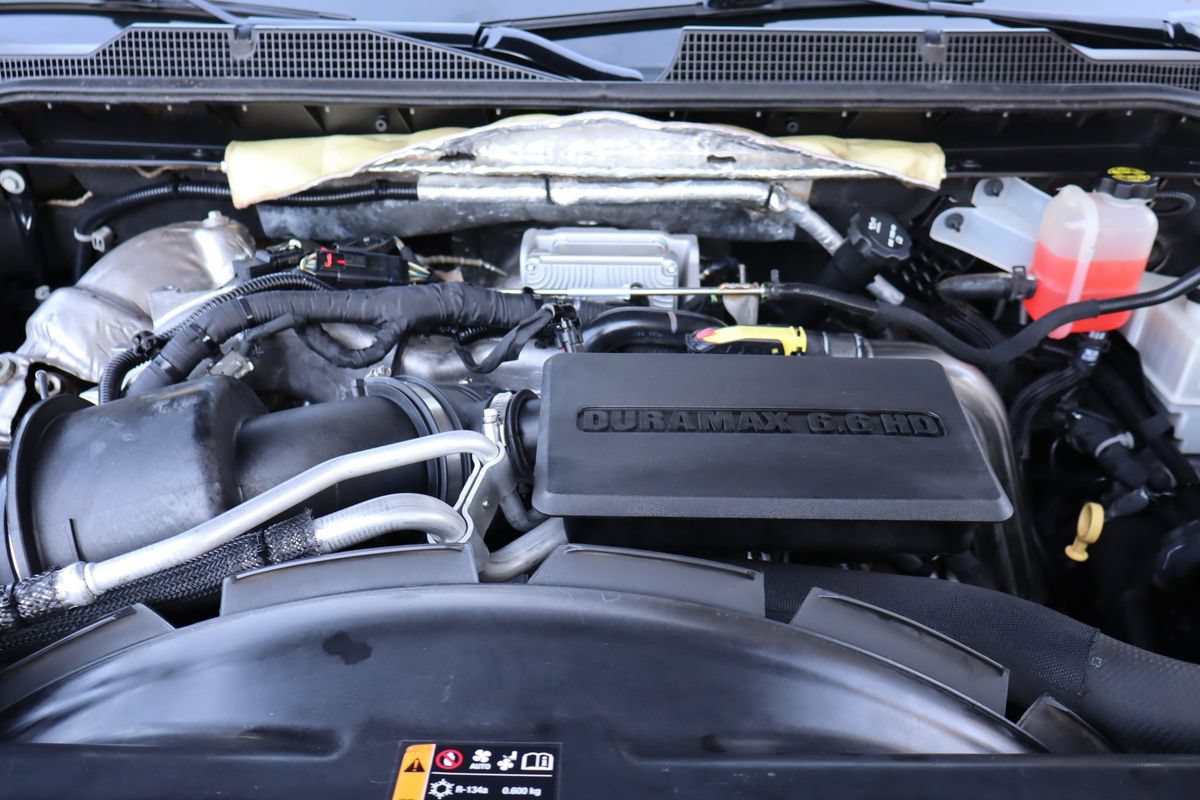 Used 2020 Chevrolet Silverado 3500 LT w/ All Star Edition AWD/4WD image 38
