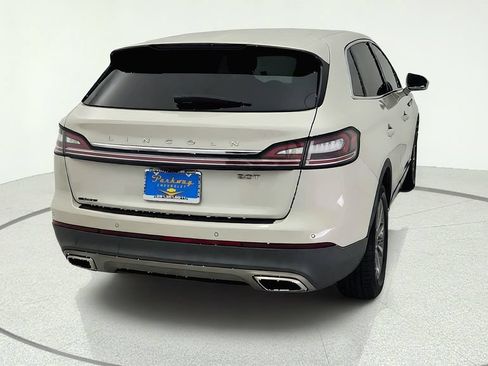 Used 2020 Lincoln Nautilus FWD w/ Equipment Group 101A image 6