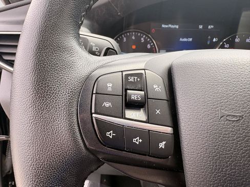 Used 2020 Ford Explorer XLT w/ Equipment Group 202A AWD/4WD image 21