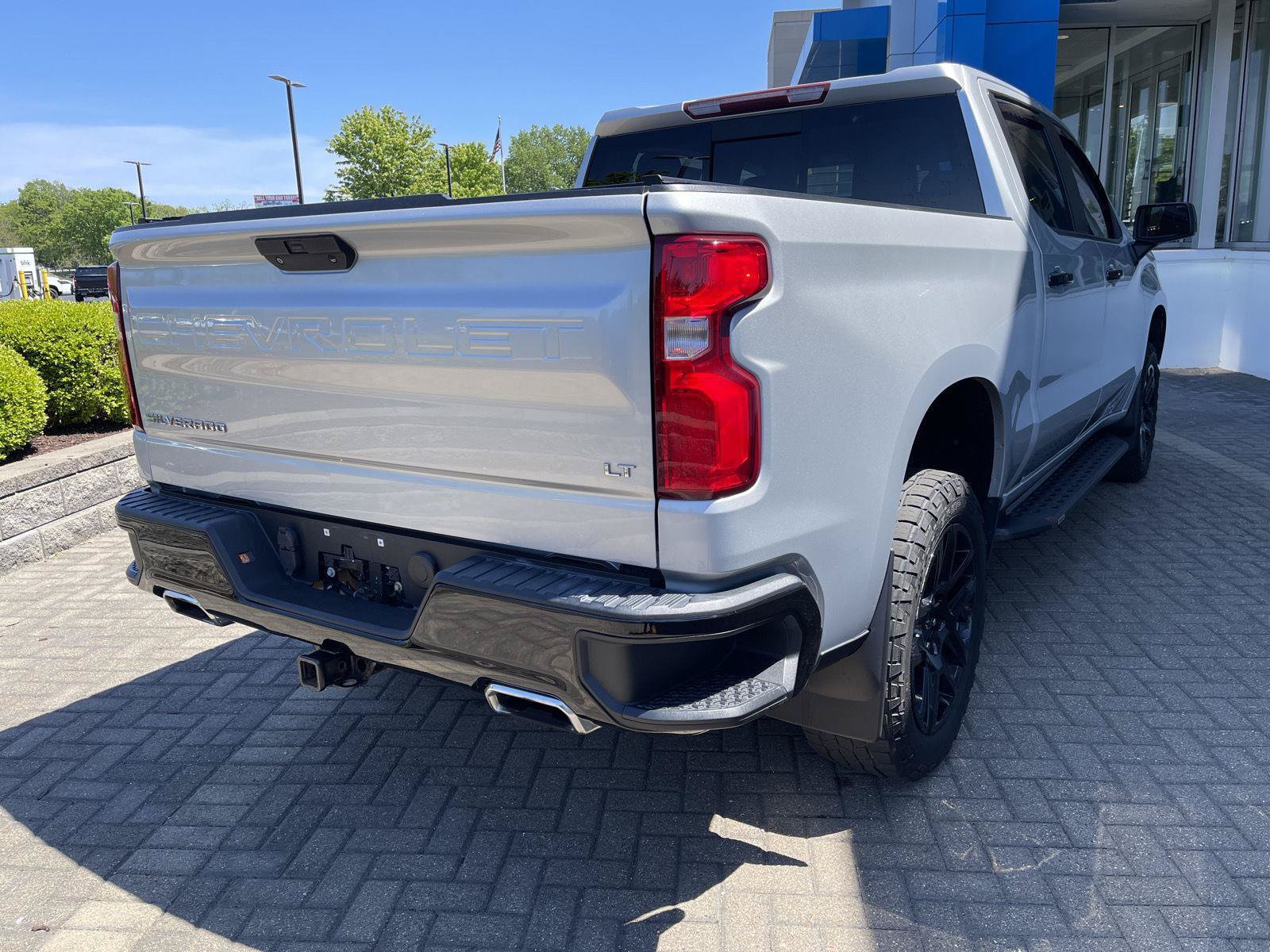 Used 2021 Chevrolet Silverado 1500 LT Trail Boss w/ Convenience Package II AWD/4WD image 5