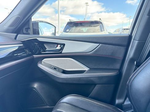 Used 2022 Acura MDX A-Spec image 27