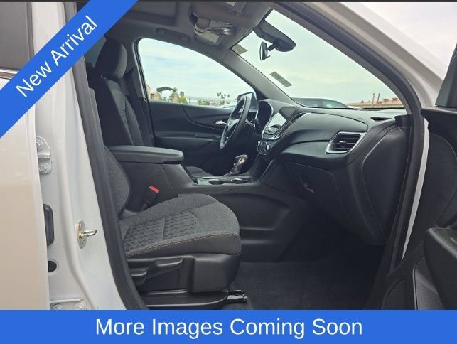 Used 2023 Chevrolet Equinox LT FWD image 17