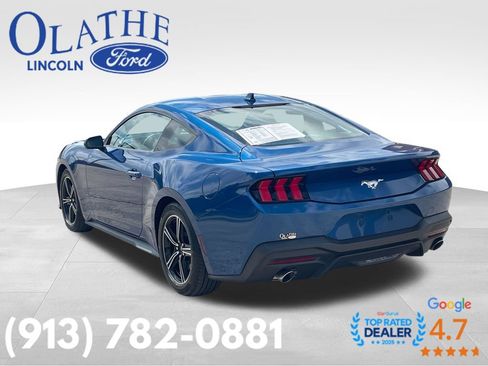 Used 2024 Ford Mustang Coupe RWD image 3