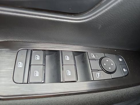 New 2026 Nissan Kicks S FWD image 29