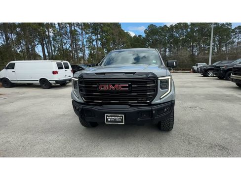 Certified 2024 GMC Sierra 1500 AT4X image 3