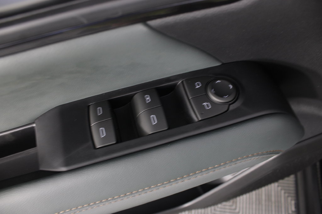 New 2027 GMC Terrain AT4 AWD/4WD image 14