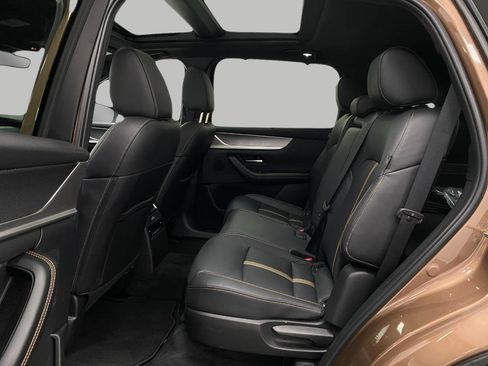 Used 2025 MAZDA CX-70 Plug-In Hybrid w/ Premium Plus image 30