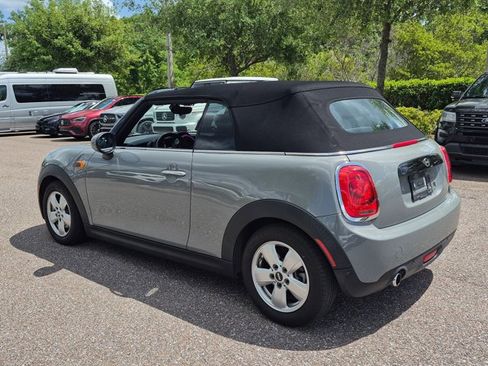 Used 2019 MINI Cooper Convertible w/ Signature Upholstery Package image 5
