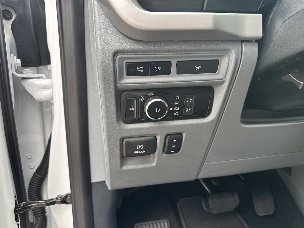 Used 2022 Ford F150 XLT w/ Equipment Group 302A High AWD/4WD image 16