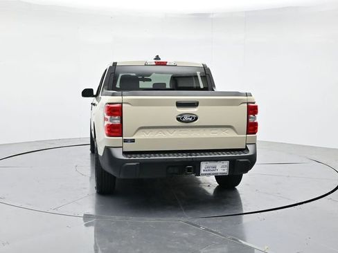 Certified 2025 Ford Maverick XLT w/ XLT Luxury Package AWD/4WD image 8