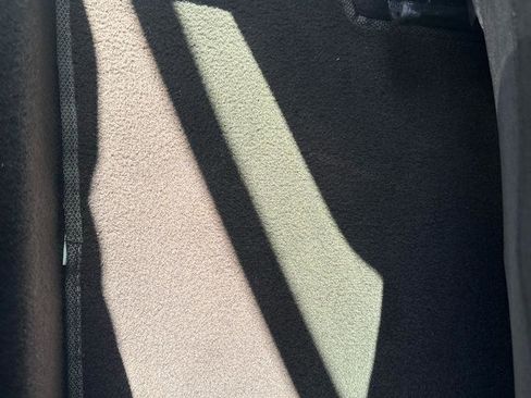 Used 2014 Chevrolet Sonic LT image 23