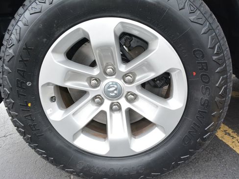 Used 2022 RAM 1500 Big Horn image 7