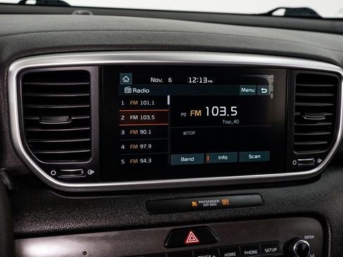 Used 2021 Kia Sportage LX image 15