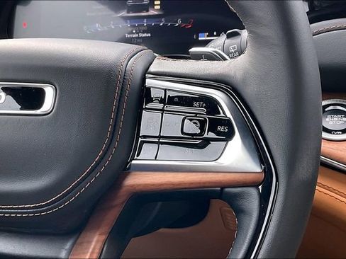 New 2025 Jeep Grand Cherokee L Summit image 19