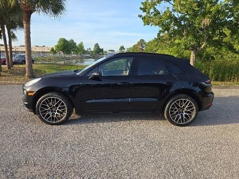 Used 2020 Porsche Macan S AWD/4WD image 2