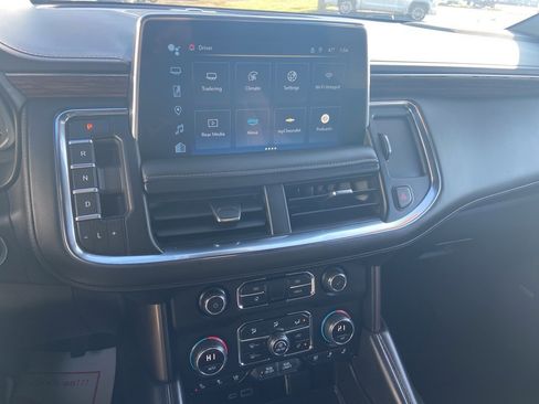 Certified 2024 Chevrolet Suburban High Country w/ Advanced Technology Package image 22