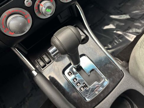 Used 2011 Mitsubishi Galant SE image 31