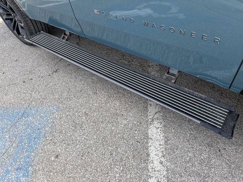 New 2026 Jeep Grand Wagoneer Summit AWD/4WD image 43