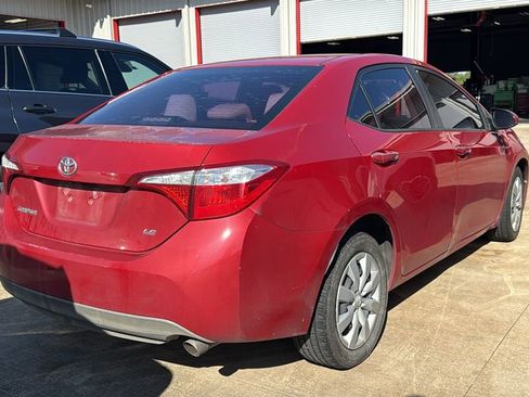 Used 2016 Toyota Corolla LE FWD image 3