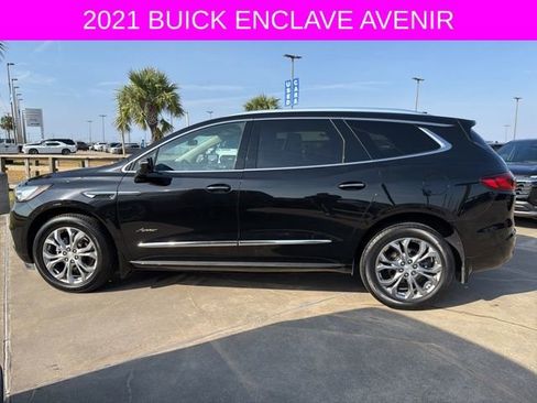 Used 2021 Buick Enclave Avenir w/ Avenir Technology Package image 4