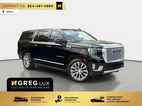 Used 2023 GMC Yukon XL Denali AWD/4WD image 1