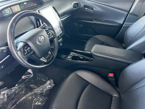 Used 2021 Toyota Prius Limited w/ Premium Convenience Package FWD image 9