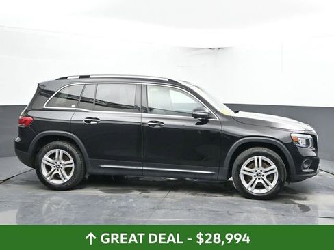Used 2023 Mercedes-Benz GLB 250 4MATIC image 12