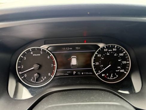 Used 2025 Nissan Rogue SV AWD/4WD image 16