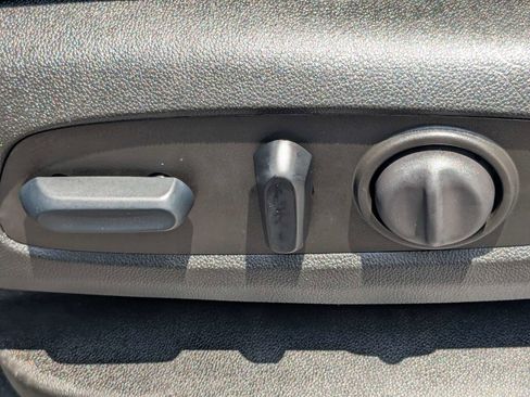 Used 2023 Chevrolet Blazer RS FWD image 26