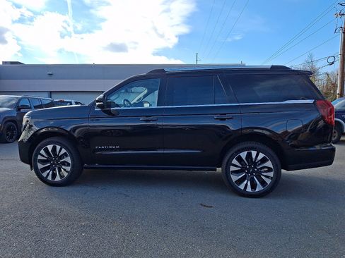 New 2025 Ford Expedition Platinum w/ Driver's Package image 4