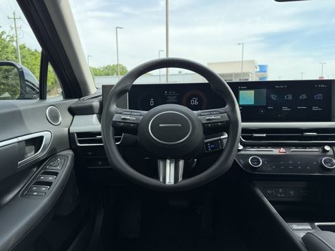 Used 2025 Hyundai Sonata SEL image 20