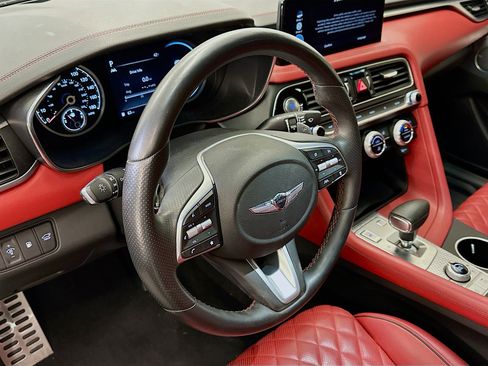 Used 2023 Genesis G70 3.3T w/ Sport Prestige Package image 18