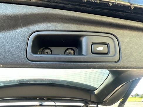 Used 2021 Honda Pilot EX-L image 11