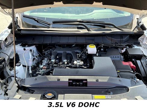 Certified 2026 Nissan Pathfinder SL AWD/4WD image 29