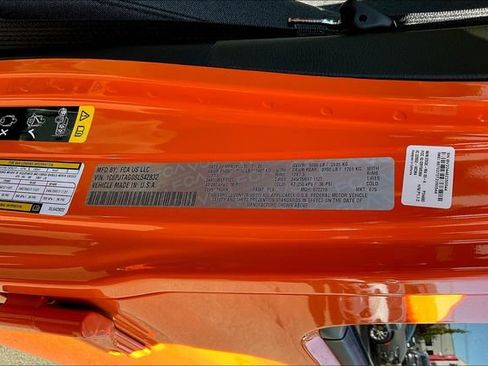 New 2025 Jeep Gladiator Sport image 13