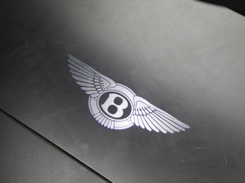 Used 2024 Bentley Bentayga Extended Wheelbase AWD/4WD image 43