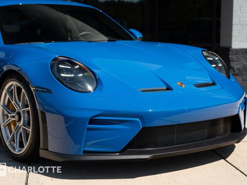 Used 2026 Porsche 911 GT3 w/ Chrono Package RWD image 3
