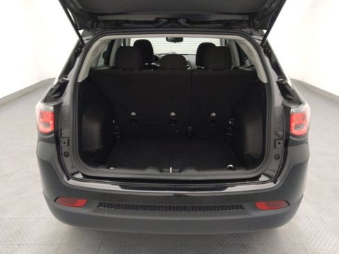 Used 2021 Jeep Compass Sport w/ Cold Weather Group AWD/4WD image 29