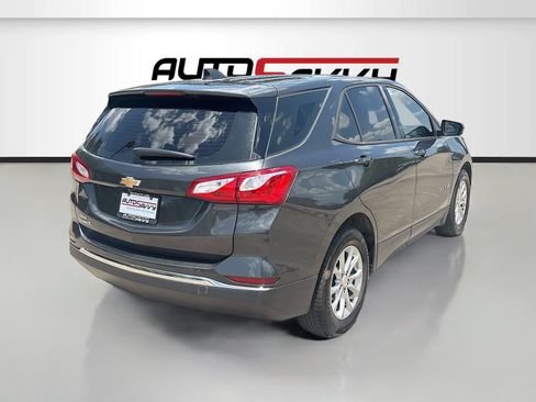 Used 2018 Chevrolet Equinox LS w/ LPO, Cargo Package FWD image 7