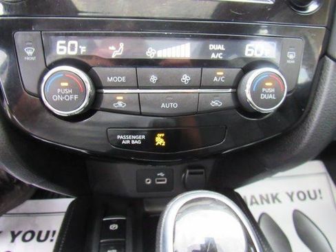 Used 2020 Nissan Rogue SL w/ Premium Package AWD/4WD image 31
