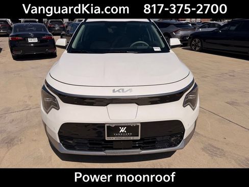 Certified 2023 Kia Niro Wave FWD image 7